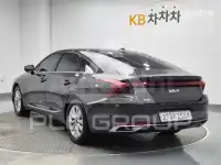 2022 KIA K8