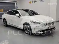 2022 KIA K8