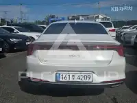 2022 KIA K8