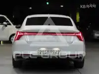 2022 KIA K8