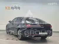 2022 KIA K8