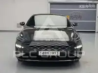 2022 KIA K8