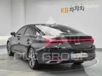 2022 KIA K8