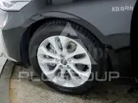 2022 KIA K8