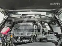 2022 KIA K8