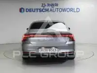 2022 KIA K8