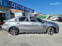 2022 KIA K3