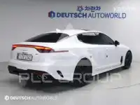 2022 KIA Stinger
