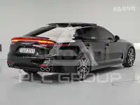 2022 KIA Stinger