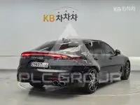 2022 KIA Stinger