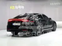 2022 KIA Stinger
