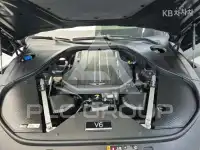 2022 Genesis G90