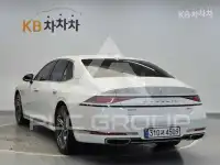 2022 Genesis G90