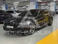 2022 Genesis G90