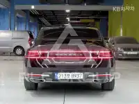 2022 Genesis G90
