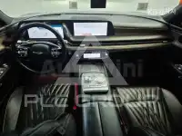 2022 Genesis G90