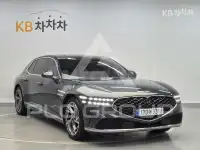 2022 Genesis G90