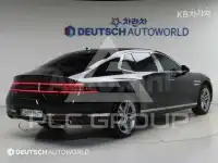 2022 Genesis G90