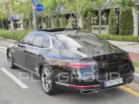 2022 Genesis G90