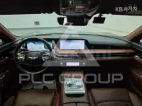 2022 Genesis G90
