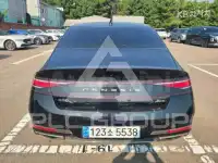2022 Genesis G90