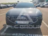 2022 Genesis G90