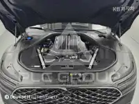 2022 Genesis G90