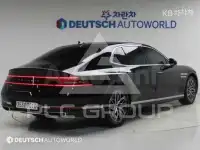 2022 Genesis G90