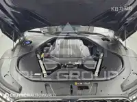 2022 Genesis G90