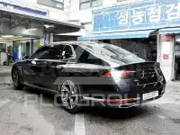 2022 Genesis G90
