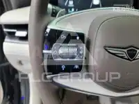 2022 Genesis G90