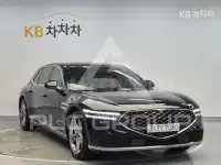 2022 Genesis G90