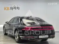 2022 Genesis G90