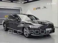 2022 Genesis G90