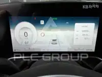 2022 Genesis G90