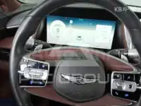 2022 Genesis G90