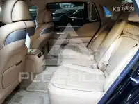 2022 Genesis G90