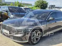 2022 Genesis G90