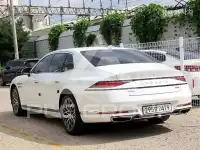 2022 Genesis G90