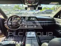 2022 Genesis G90
