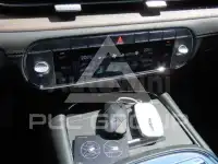 2022 Genesis G90