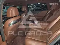2022 Genesis G90