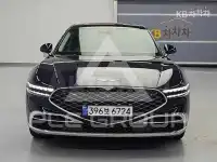 2022 Genesis G90