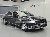 2022 Genesis G90