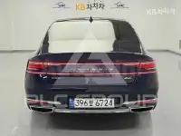 2022 Genesis G90