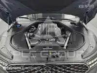 2022 Genesis G90