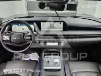 2022 Genesis G90
