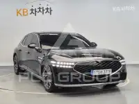 2022 Genesis G90