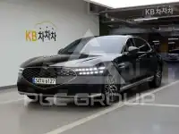 2022 Genesis G90