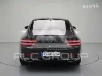 2022 Genesis G80